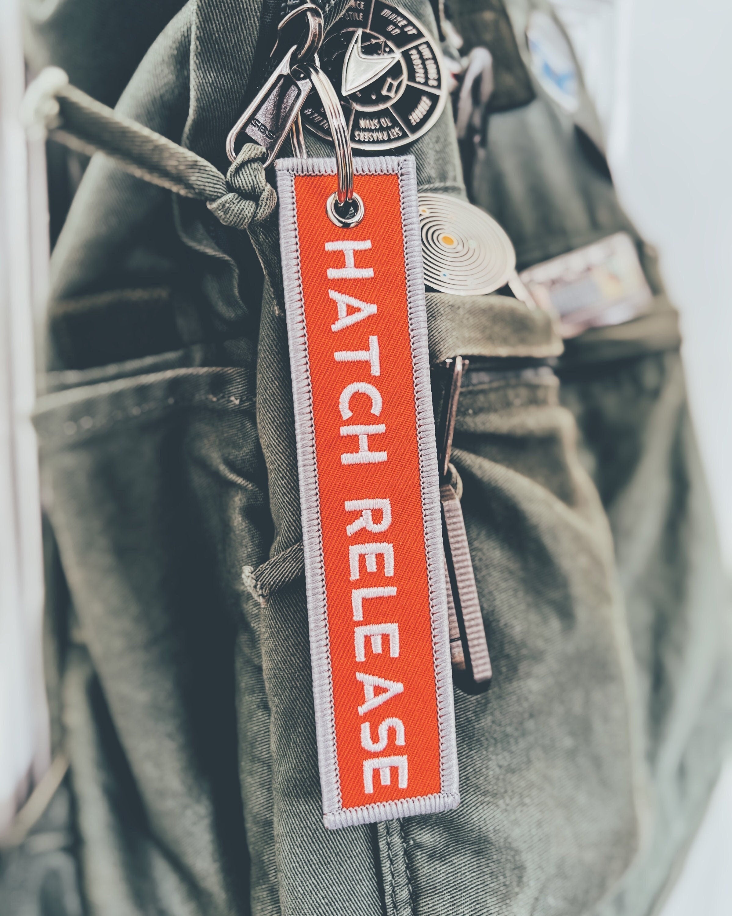 Cargo Hold "Remove Before Flight" Keychain / Sci-Fi EDC Keytag / Cyberpunk Bridge Crew Tag
