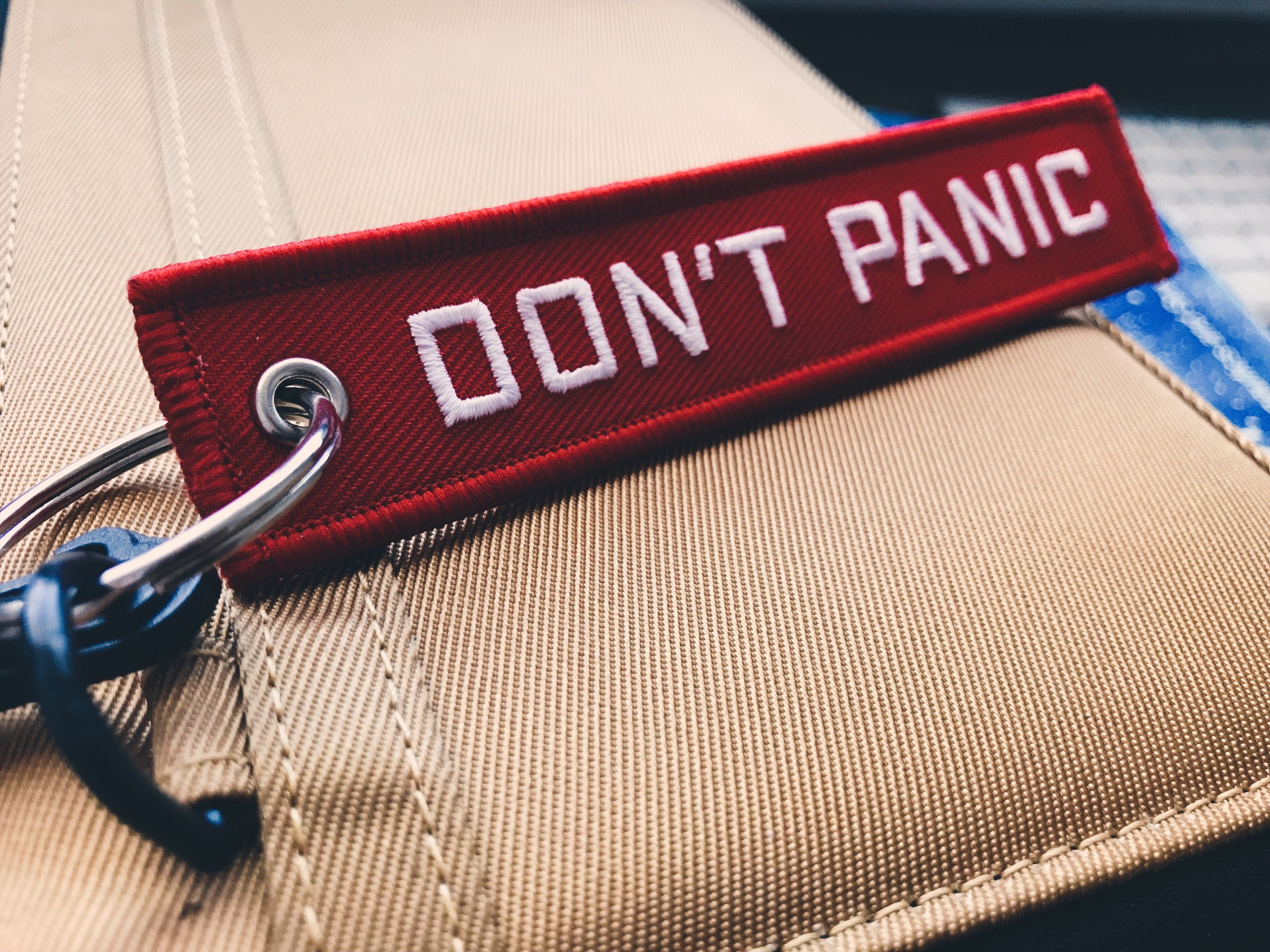 Don't Panic "Remove Before Flight" Keychain - Hitchhiker's Guide EDC Keychain / Sci-Fi Geek Gift