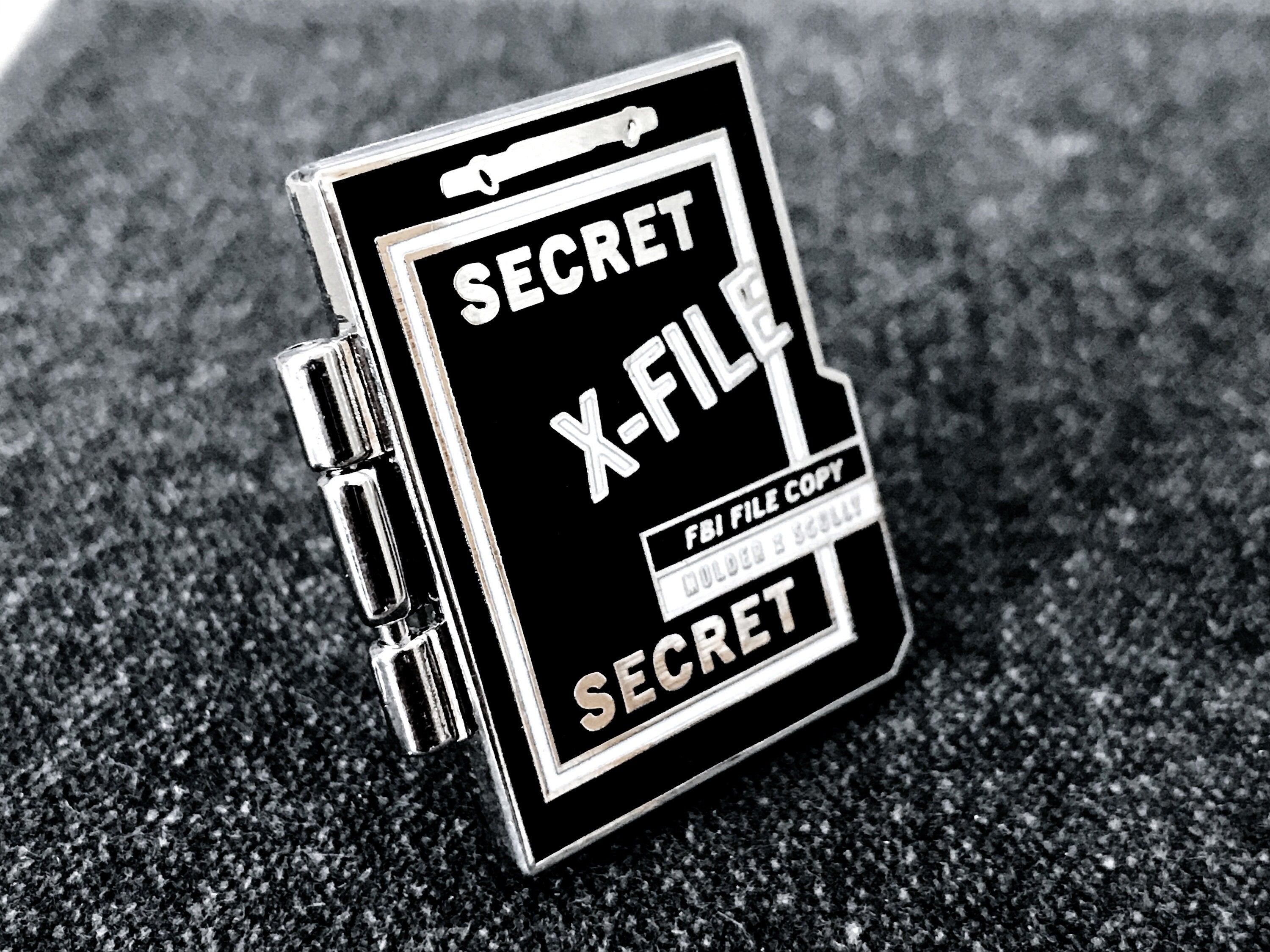 Hinged X-Files Enamel Pin - Futuristic Lapel / Brooch Pin- Mulder & Scully Fan's Gift