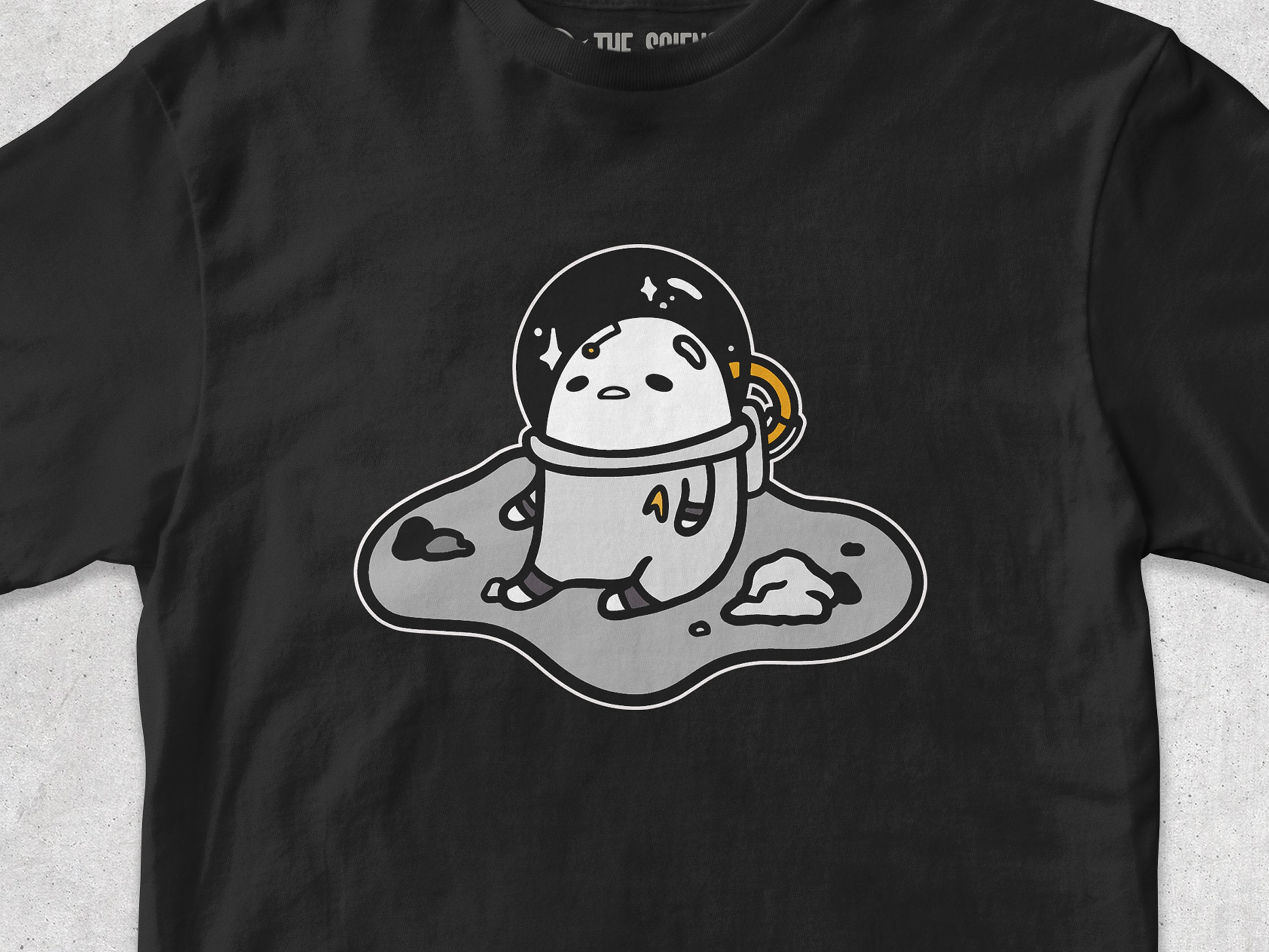 Alien-Tama T-Shirt - Kawaii Alien Egg Tee - Cute Space / Astronomy Fashion