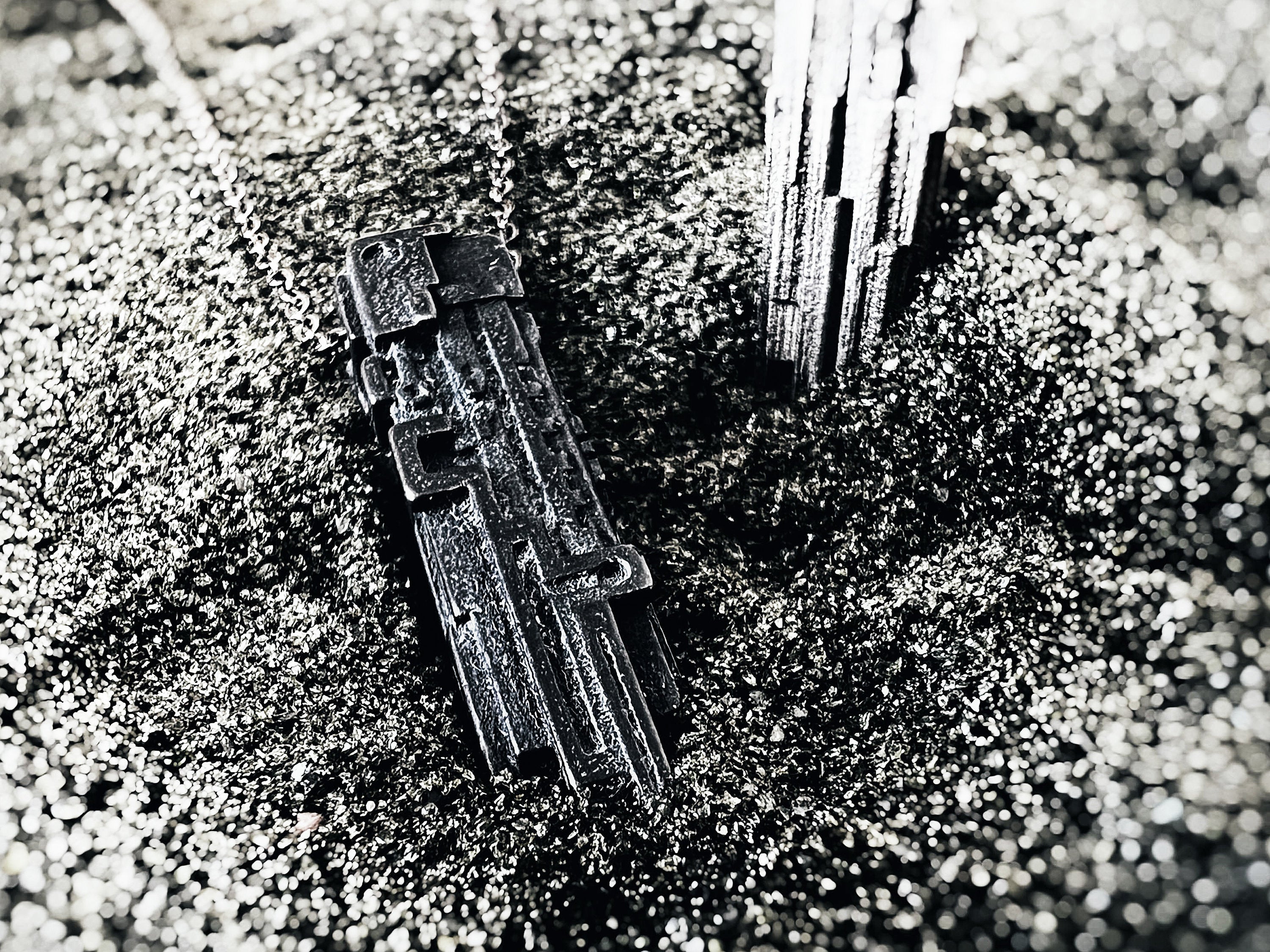Meteorite Dust Monolith Key Pendant - Dystopian Artifact - Dune Inspired Cyberpunk Jewelry - Sci-fi Minimalist Necklace