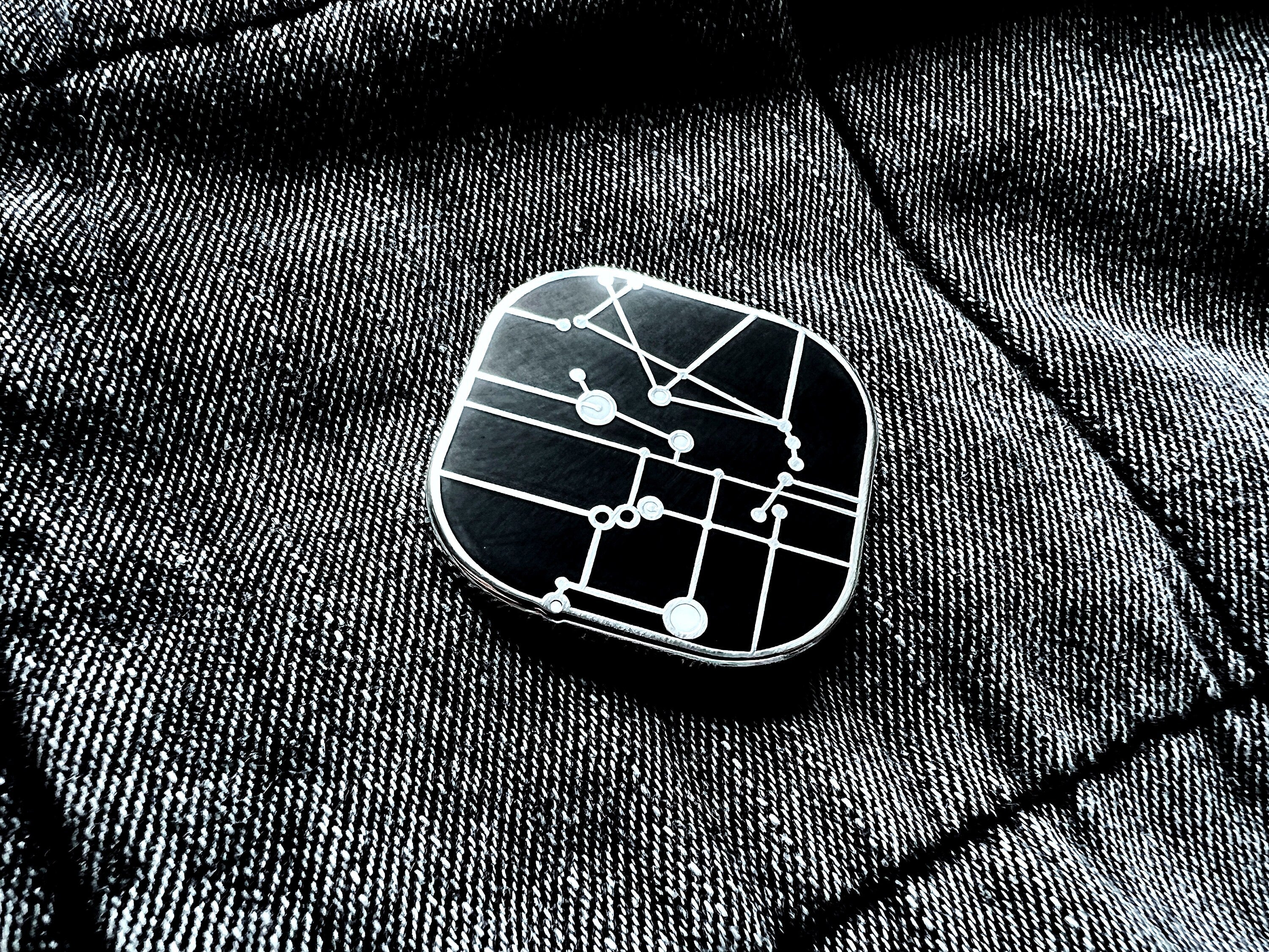 Space Age Circuit Enamel Pin - Minimalist Lapel Pin / Mid Century Modern Badge - Retrofuturistic Sci-fi Gift - The Sciencey