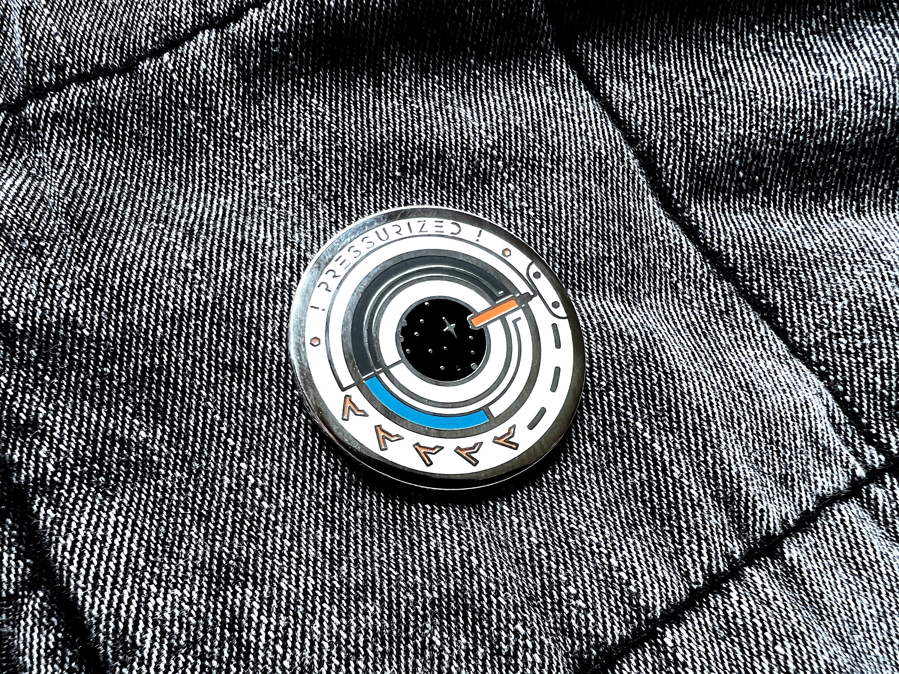 Astropunk Hatch Enamel Pin - Retrofuturistic Design Lapel Pin / Badge - Sci-fi Space Ship Pin Gift - The Sciencey